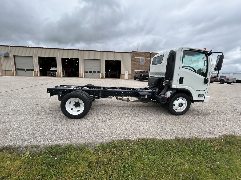 2024 ISUZU NRR GAS IZ01146 - image 6 of 6