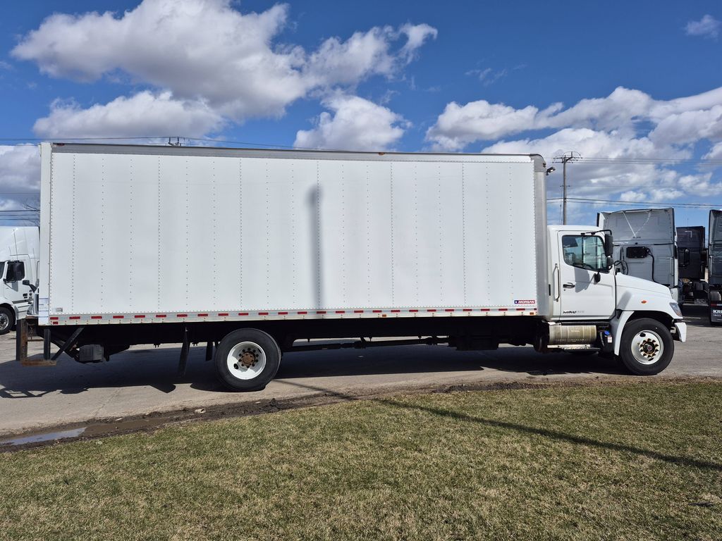 2019 HINO 268A H73874U - image 6 of 6