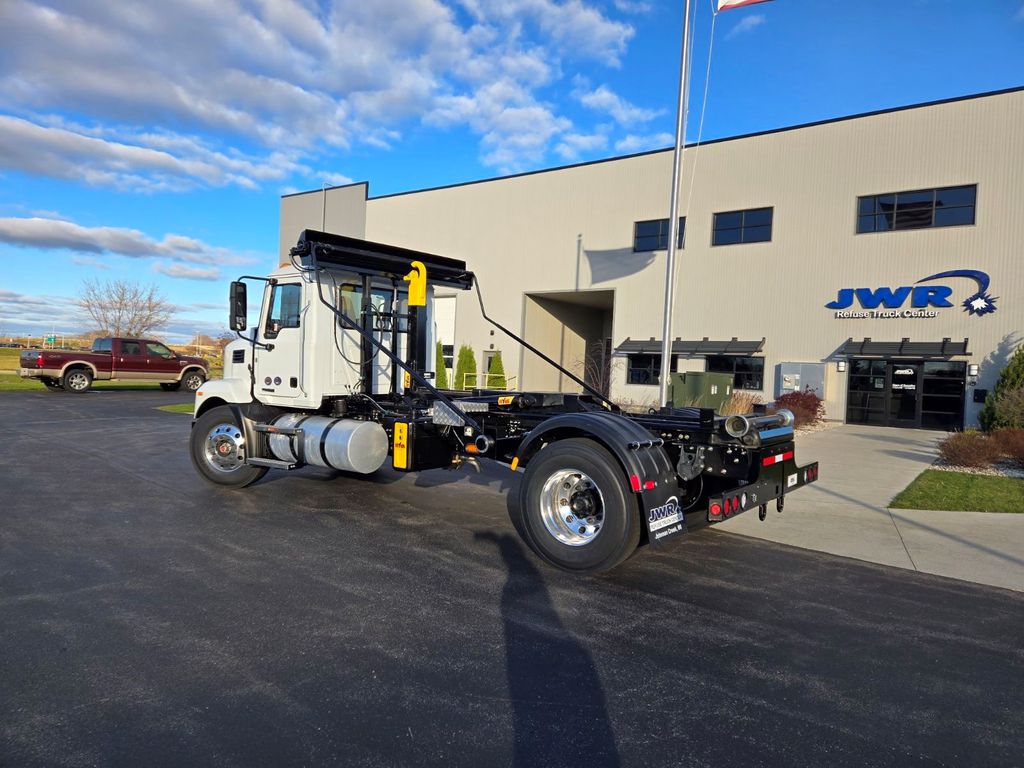 2025 MACK MD742 MMD076118 - image 6 of 6