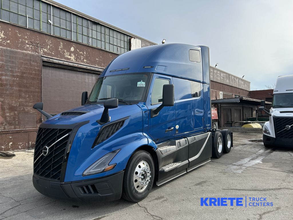 2025 VOLVO VNL64T860 696041 - image 1 of 6
