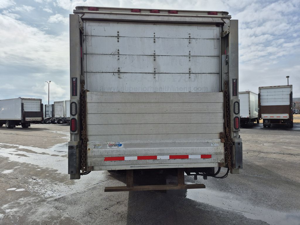 2018 HINO 338 H57901U - image 4 of 6