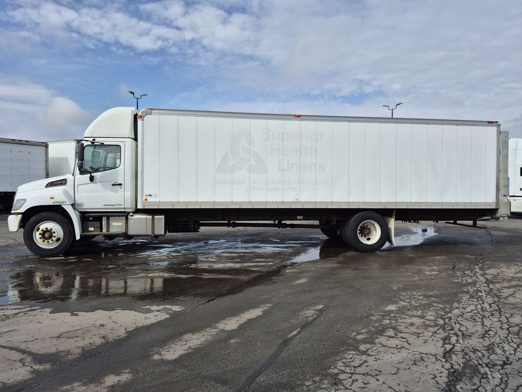 2018 HINO 338 H57901U - image 2 of 6