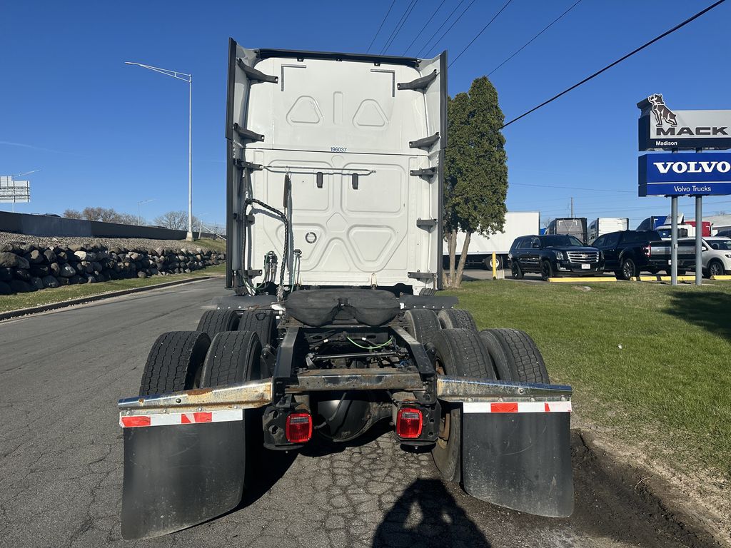 2019 FREIGHTLINER CASCADIA 125 FR7910U - image 4 of 6