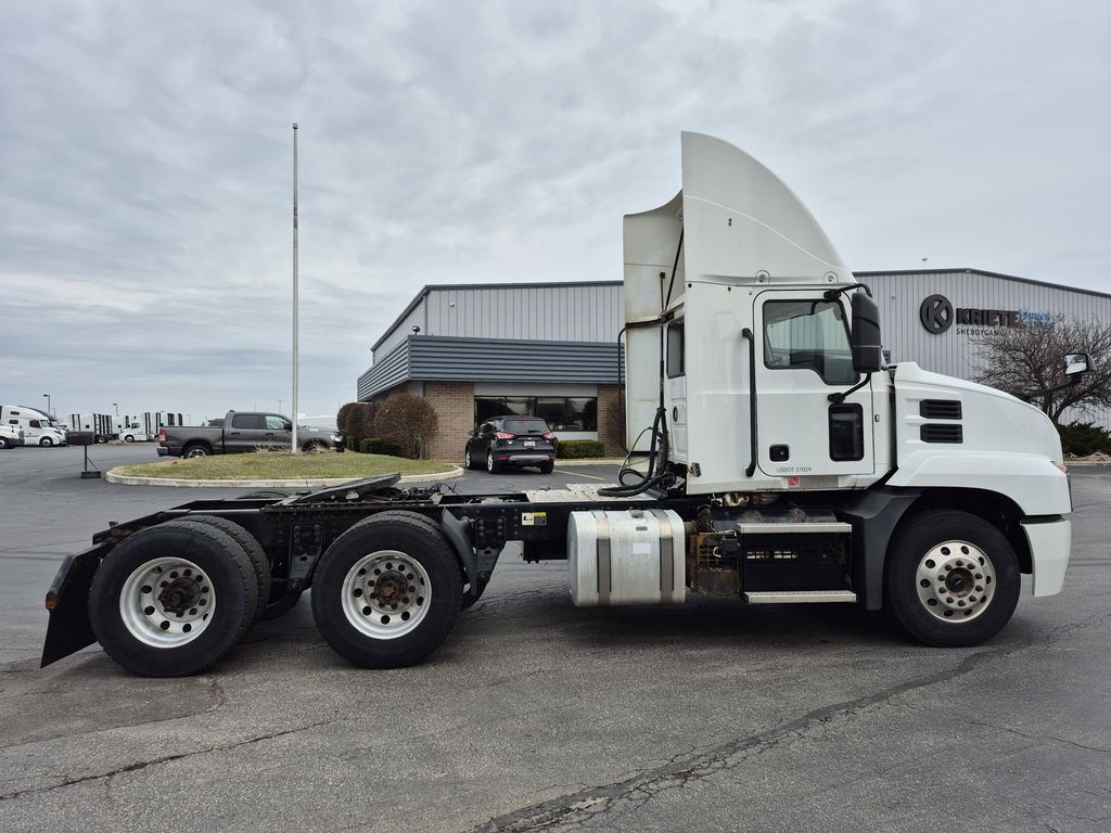 2019 MACK AN64T DC MAC9172U - image 6 of 6
