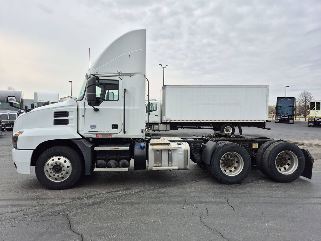 2019 MACK AN64T DC MAC9172U - image 2 of 6