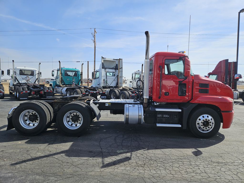 2019 MACK ANTHEM MAC2673U - image 6 of 6