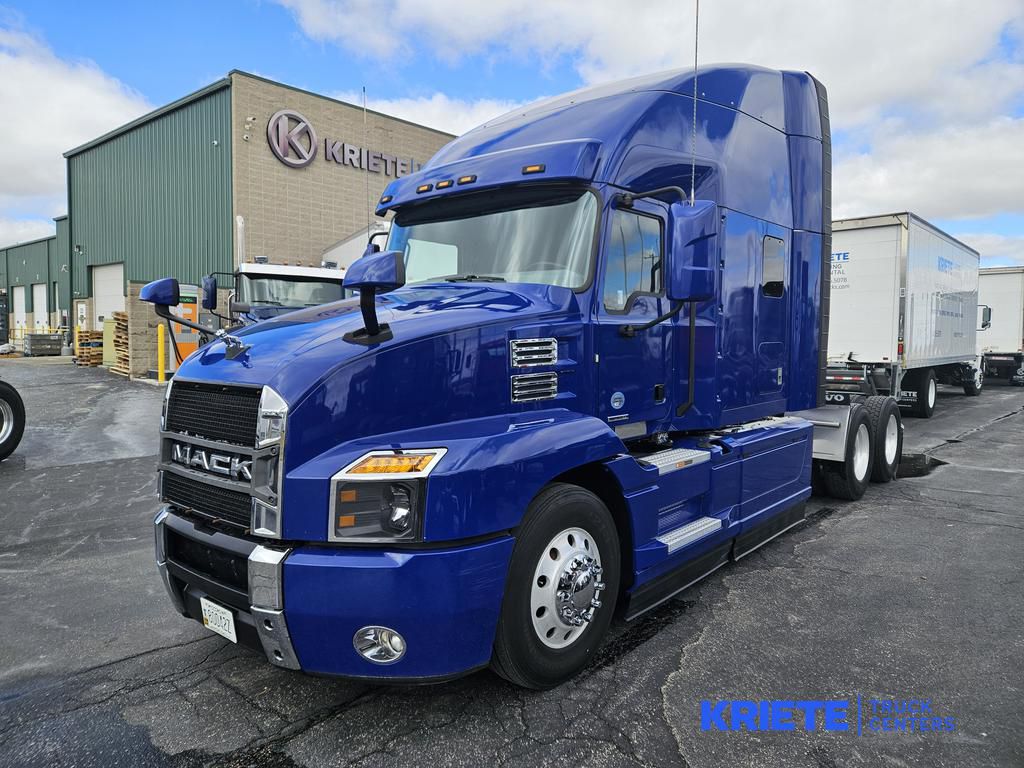 2020 MACK AN64T MAC12935U - image 1 of 6