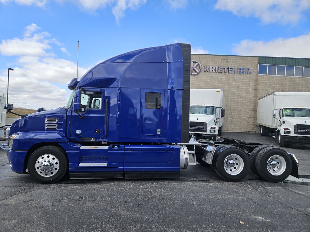 2020 MACK AN64T MAC12935U - image 2 of 6
