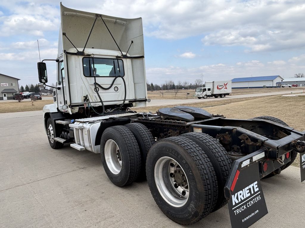 2020 MACK AN64T DC MAC9166U - image 3 of 6