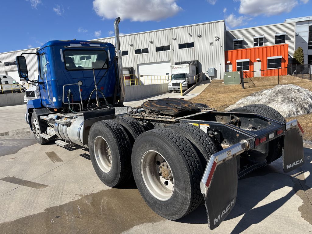 2020 MACK AN64T-TADC MAC11577U - image 3 of 6
