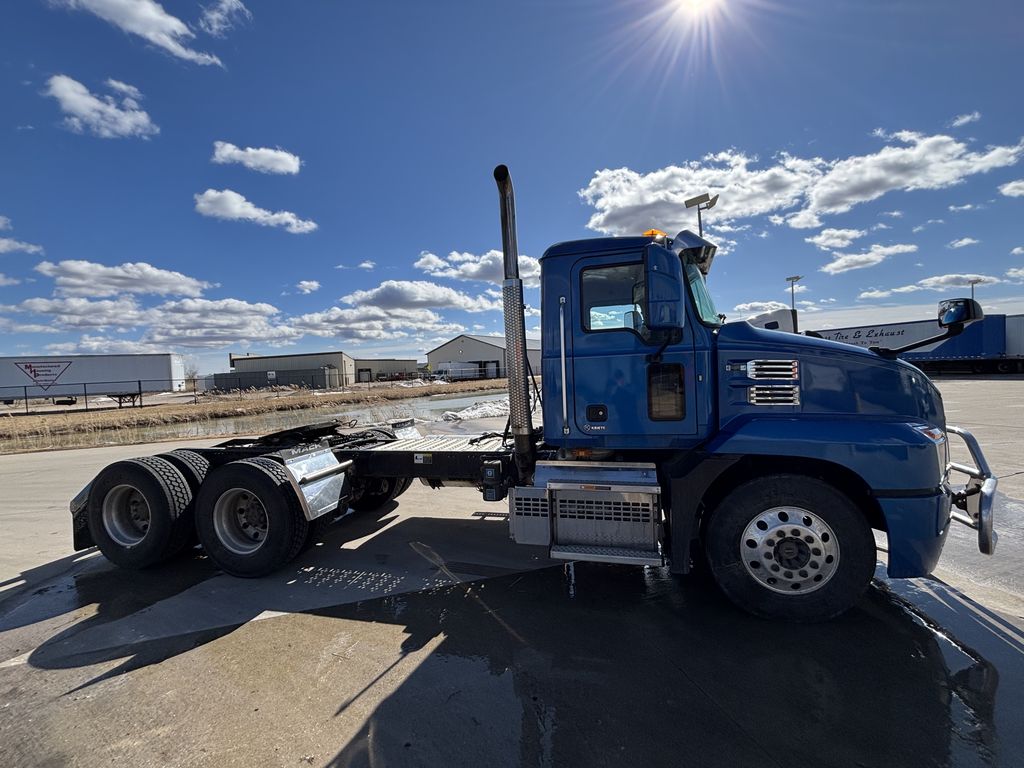 2020 MACK AN64T-TADC MAC11577U - image 6 of 6