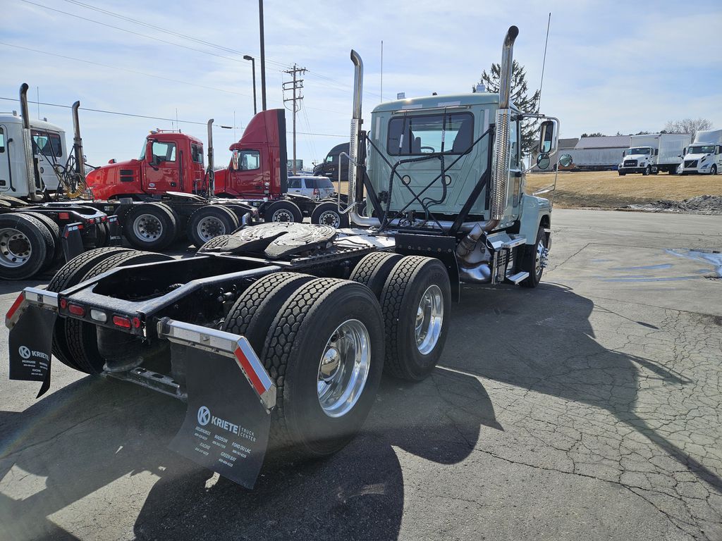 2020 MACK PI64T MAC4507U - image 5 of 6