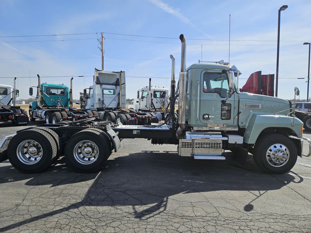 2020 MACK PI64T MAC4507U - image 6 of 6