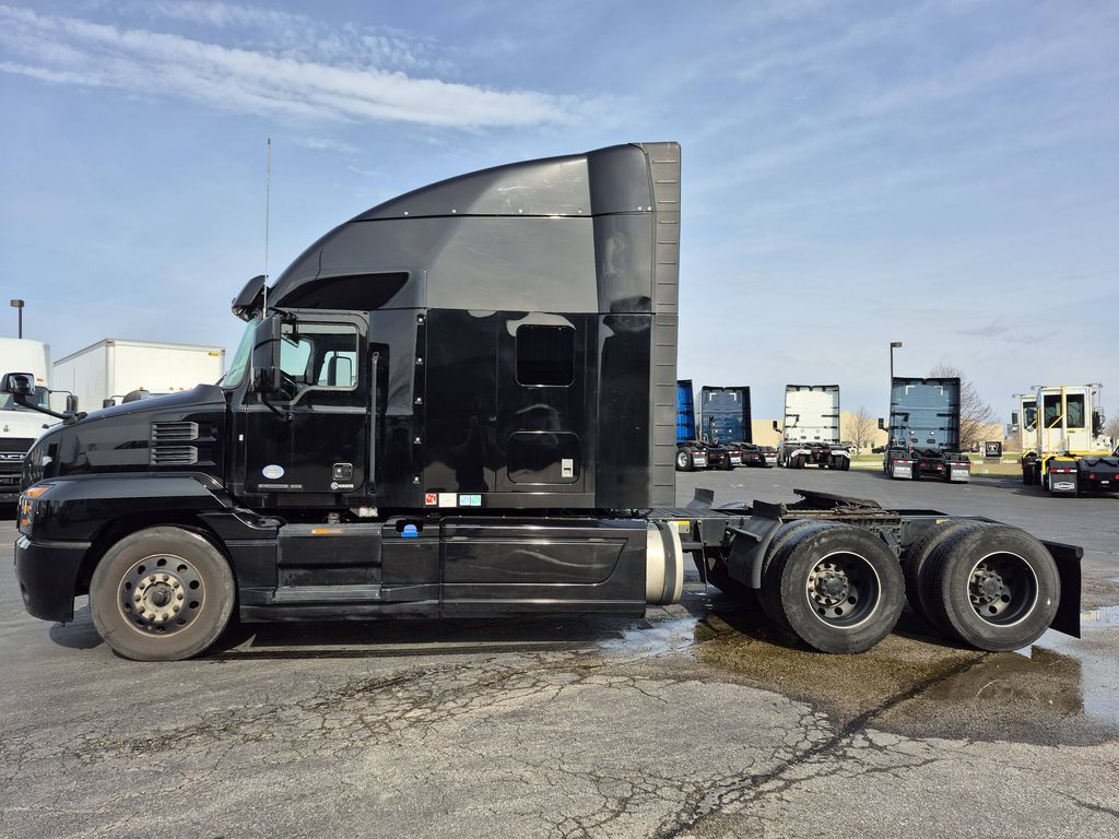 2021 MACK AN64T MAC21513U - image 2 of 6